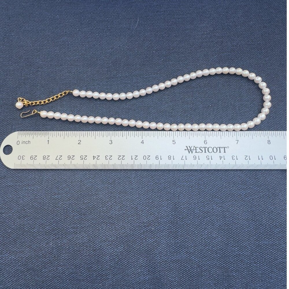 Napier Vintage Designer Faux Pearl Necklace With Gold-Tone Clasp - Picture 6 of 8
